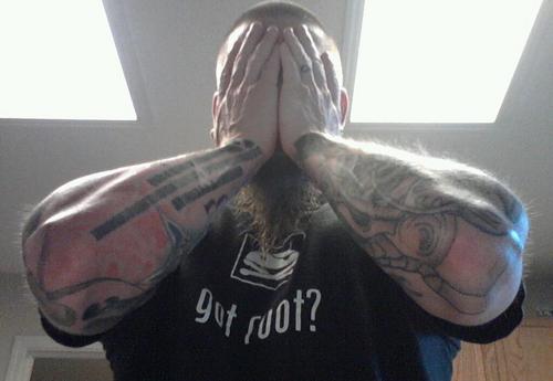 Father of 4 with a lovely wife. Love Harley-Davidson, Android, ps3, mini coopers, tattoos, mma and INFORMATION.