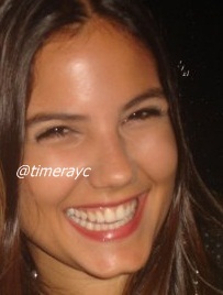 Morena,de olhos castanhos, de sorriso encantador, de beleza fascinante,meu anjo maior Rayana Carvalho, nossa princesa! [...]