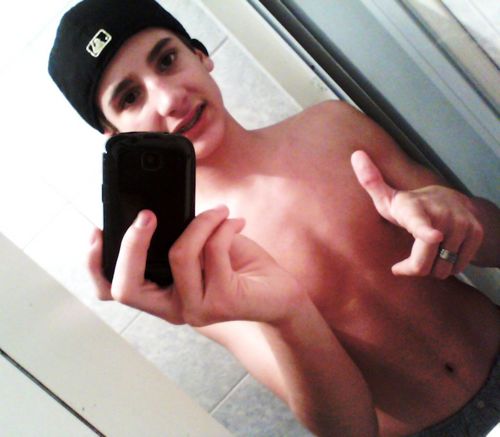 sem bio ;
