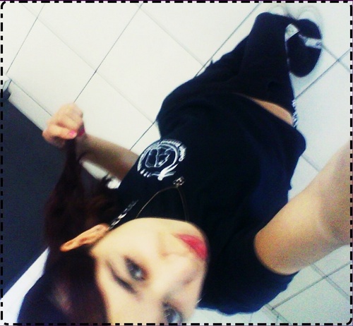 HUMILDADE nαo te fαz melhor que ninguem mαis te fαz diferente de muitos {...} Deus . Amor e Filho ♥