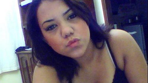 taurinaa,16 anos, solteira e palmerense ^^.)