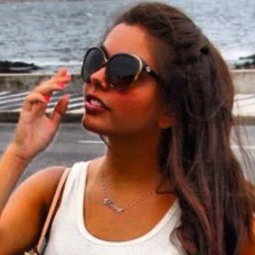 brunadiiulio's profile picture. Imperfection is beauty, madness is genius and it's better to be absolutely ridiculous than absolutely boring. (Marilyn Monroe)