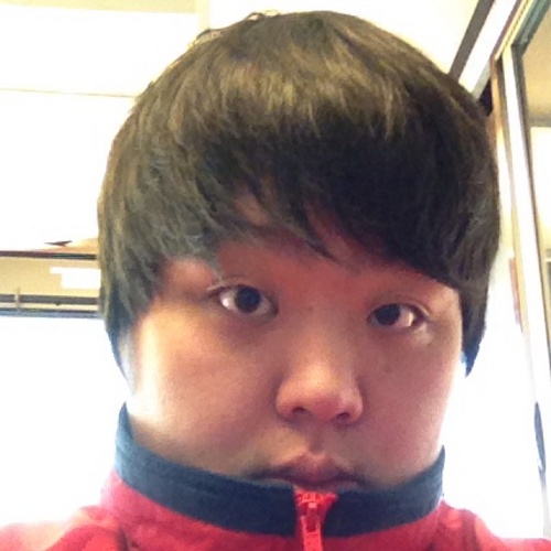 loveNsick's profile picture. 영화를 밥만큼 좋아하는 학생
음악을 시간 내서 듣고
웃음을 인생에 동반자로....
영화감독이 되고 싶은자.
세상을 보는 눈을 가지고 싶은자.