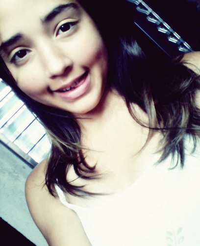 Thayna Andre ,13 anoos ,Solteira , Zona Sul , orkut http://t.co/3XBO5RYzio , Msn : thayna-andr-@hotmail.com , SEGUE AI (: