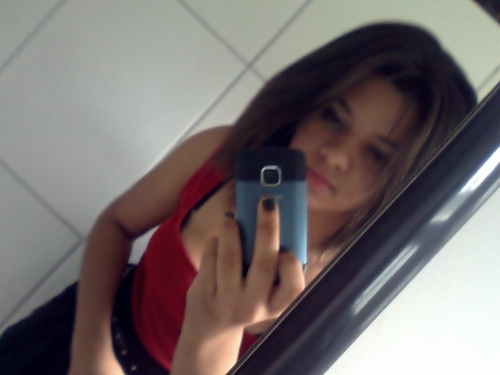 Carinhosa...Medrosa...Sonhadora...Romântica....#SãoPaulina...Teimosa...Libriana...Baixista ♫ #15anos.....Quer saber mais #Follow *-*