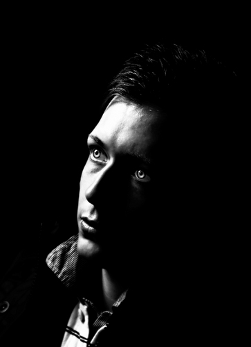 28 years old liveact and producer of many kinds of electronic musik...