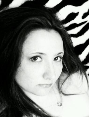 AshleyG1977's profile picture. 