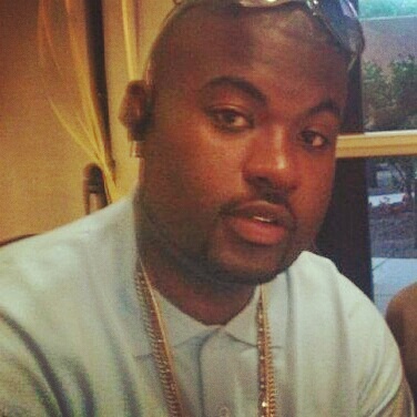 cool laid bk dude from the streets of Baltimore I enjoy cars money lifting weights and did I mention money