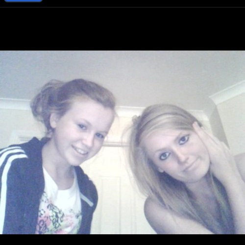 andreatwyford's profile picture. 