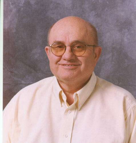 42 yrs Corp. accountant. Taught to be honest and truthful.      GOD, FAMILY, AND SPORTS WHAT I LIVE FOR. Where are the honest leaders?