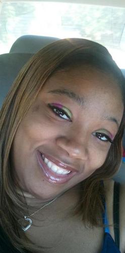 EquisitelyMade's profile picture. 