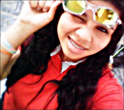 Pisciana, Paulista , SPFC ♥ , Humilde , sincera , muito ciumenta,etc... Segue Logoo porrÁ ú.ù