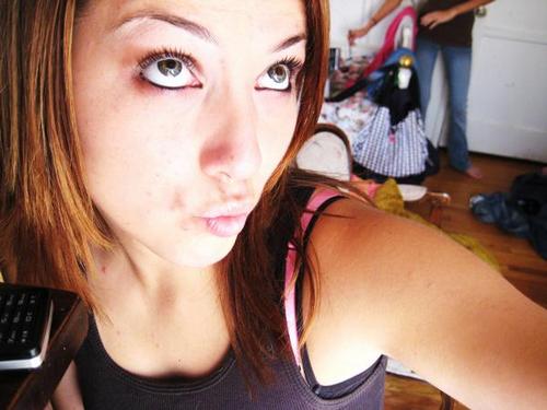 iM 22 #TeamCancer, i STAY iN RiVERSiDE CALi, i LOVE TO HAVE FUN AND MEET NEW PEOPLE. iF  YOU WANNA KNOW MORE FEEL FREE TO WRITE.
