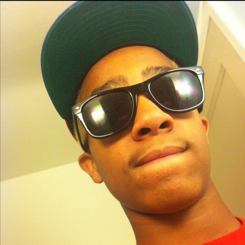 MrFootball_02's profile picture. Follow me or chew on bricks. Football is my Life.