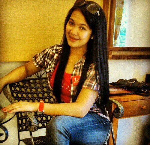 itsrealCHEL's profile picture. suplada/snob/mataray! tsk...those are the mOst cOmmOn misConceptiOns that other peOpLe think abOut me.. get to knOw me fiRst and then let's seE:)