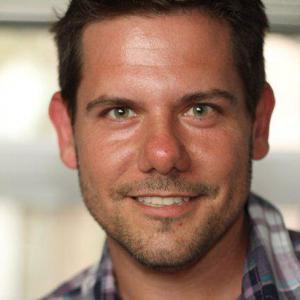 netware33's profile picture. I'm an artist in Sylvania, Ohio.  I enjoy movies old and new, reading, writing, working out, and taking random road trips. I'm a geek.