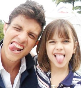 Sendo um fã não significa que você estava lá desde o início, isso significa que você está disposto a estar lá até o fim. FC feito para @rebelde_oficial .