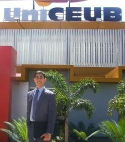 DanielGMendes's profile picture. Bacharel em Direito pela Universidade de Fortaleza (UNIFOR), presta serviço como Auxiliar Jurídico, registro OAB/CE 5.858-E. E-mail:
daniel.gmendes@hotmail.com