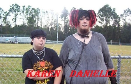 Kevin and Danny's twin sisters #Heelish #BretHart4Life