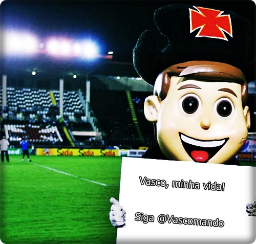 Twitter para vascaínos que seguem esse amor loucamente apaixonado pelo Vasco aonde quer que vá! Norte-Sul, Norte-Sul deste País♪ VISITE MEU BLOG