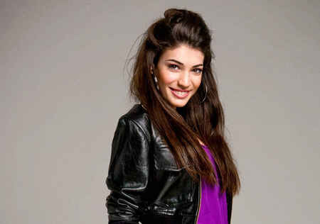 Twitter para fans de @IviAdamou #Adamaki de por vida.