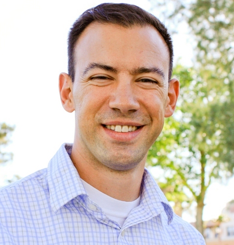 Notre Dame and Berkeley grad/fan. Passionate about tech & strategy. Husband. Dad. Native Chicagoan. Veteran.