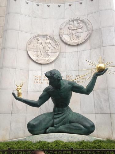 Re_troit's profile picture. 