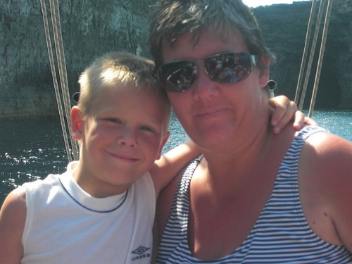 A mum of 5 wonderful kids,and works at york road school
