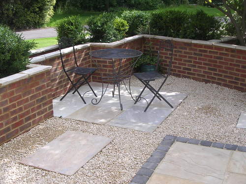 srdpaving's profile picture. SRD Paving is a privately owned local company offering a full design service. Driveways & patio services throughout Surrey, Hampshire & Berkshire