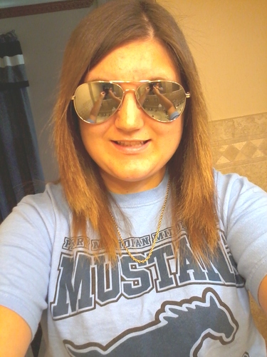 K A R A F A R R A R (: and i love ashley lynne couture with all my heart and shes the BEST :D and i love kalie, ig.
