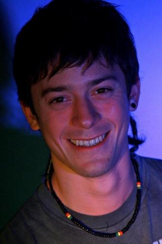 Lo amo,Lo elegí y Lo vuelvo a elegir|Nada es tan grave para no tratar de sonreír al día siguiente|♥Me Sigue!,Me respondió, Me Saludo.
O5 De Noviembre Del 2011