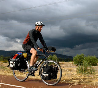 cletero_viajero's profile picture. Cletero de corazon , mi vida encima de una cleta tiene sentido.