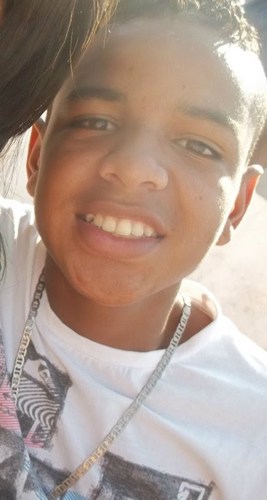 Irmão da @paam_star , Parceiro da @Princesafofaa. Quer saber mais ? Follow-me