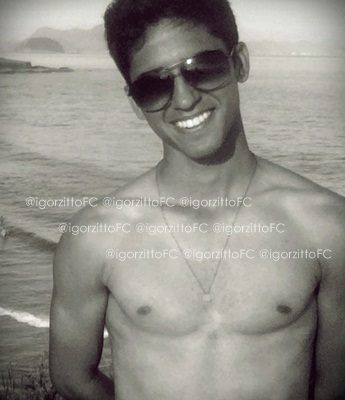 - FC dedicado ao lindo & fofo @igorjuliao Guerreiro estamos contigo *-* ..
Moderadora: @JoJoFerreira Since: 08/01/2012
