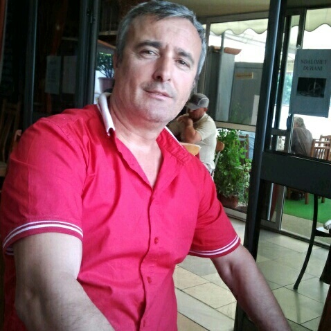 plluka's profile picture. Mendoj si di vete, veproj po ashtu e jetoj si te mundem.