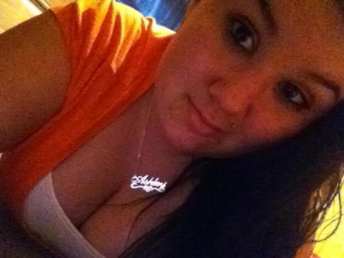 topsluttttx's profile picture. 18, England. Ill follow back if you still follow me after one day, promise. Like a bit of everything