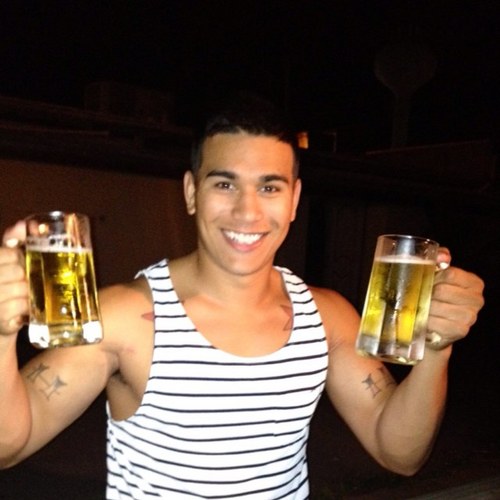 HeathHeroux's profile picture. dude.workout.proteinshakes.boardshorts.tanks.redsolocup.schemes.ohio girls are the best.