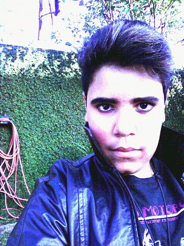 I'm nice boy . Follow me , i follow you back .