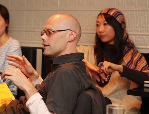 LIVE LESSONS in contemporary imagination, lateral  thought leadership & creative belief: from an innovation boutique driven by the power of human agency.