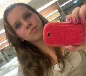 * Quem sabe ainda sou uma garotinha (8