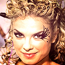 Hey, Smile for me @Lua_Blanco