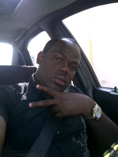 gbengaoyelami's profile picture. Don't take anyfin I say on ere 2serios!..#teamArsenal
