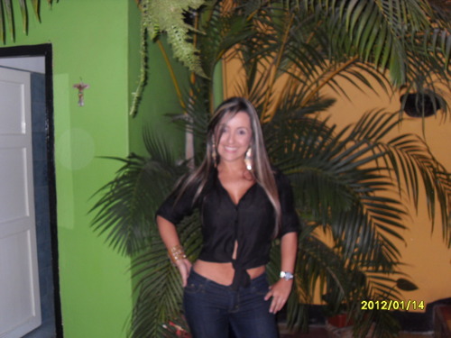 krissbarco's profile picture. Abogada