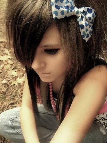 hey ~
short name emma ~
14 y/o ~
please follow me ~
then i will follow you dear ~