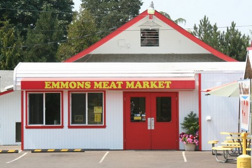 Emmons Meat Market located right outside of Corvallis on highway 34! Come grab a tasty lunch!