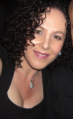I live my life 'playing'... I am an international Travel concierge, Tour & Event manager. I also support Businesses with consulting services & love Photography.