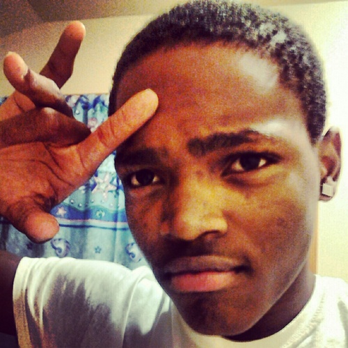 #TEAM BLATT , #TEAM BLOODYLIFE , #TEAM YG , #TEAM FREE BUTTA , TEAM FREE ME , #DRSKBG4L , #TEAM SINGLE FOLLOW THO I FOLLOW BACK. !