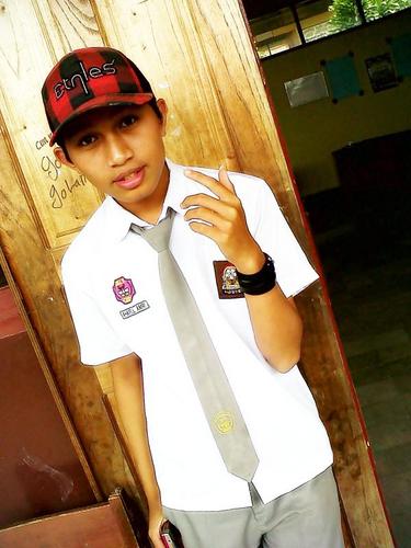 ♥⌣♥ 

leni ,,Aku sayang kamu.......