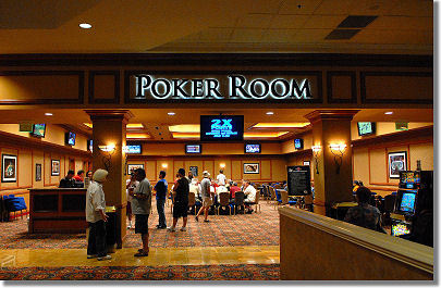 Trip fours bad beat me once, so I created this account to give you poker news