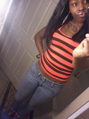 Killswitch_Hoee's profile picture. Lookin Lost Follow Me, I Love Porn & Bitches Too Ayee. Fwm And I'll Cut A Bitch ✂ #LakerNation In This Bish. WARNING: Twatching Me May Cause Droolin